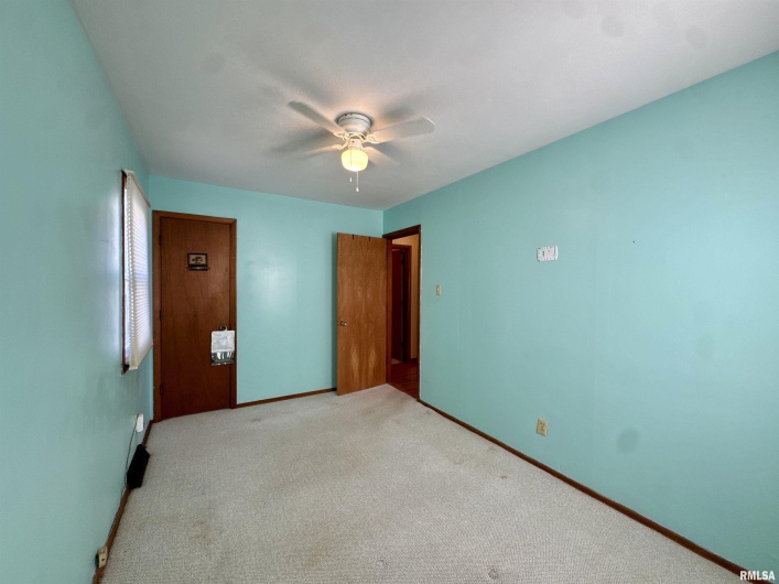 305 RAILROAD Street, Tamms, Illinois 62988, 4 Bedrooms Bedrooms, 0 ,1 BathroomBathrooms,Residential,For Sale,RAILROAD,0,RMAEB460721