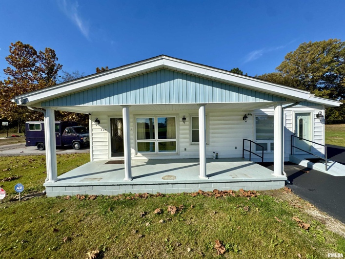 305 RAILROAD Street, Tamms, Illinois 62988, 4 Bedrooms Bedrooms, 0 ,1 BathroomBathrooms,Residential,For Sale,RAILROAD,0,RMAEB460721