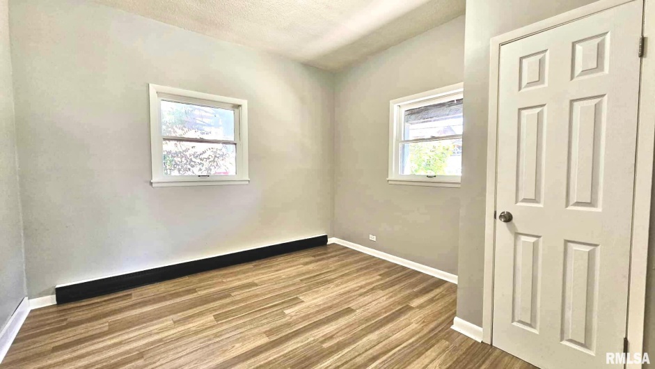 202 LIBERTY Street, Marion, Illinois 62959, 2 Bedrooms Bedrooms, 0 ,0,Residential Lease,For Sale,LIBERTY,0,RMAEB460726