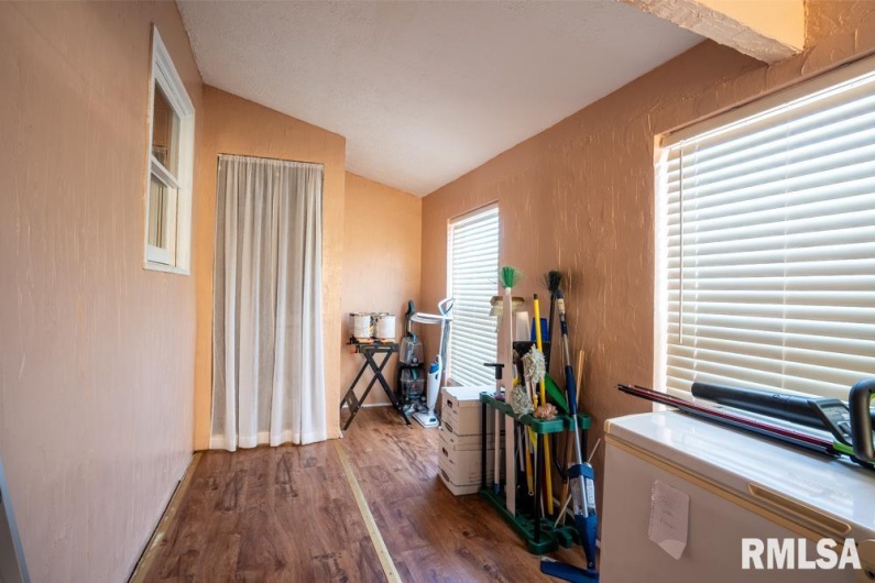 512 16TH Street, Herrin, Illinois 62948, 2 Bedrooms Bedrooms, 0 ,1 BathroomBathrooms,Residential,For Sale,16TH,0,RMAQC4269962