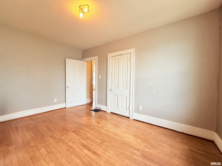 1708 Yew Street, Harrisburg, Illinois 62946, 2 Bedrooms Bedrooms, 0 ,1 BathroomBathrooms,Residential,For Sale,Yew,0,RMAEB460724