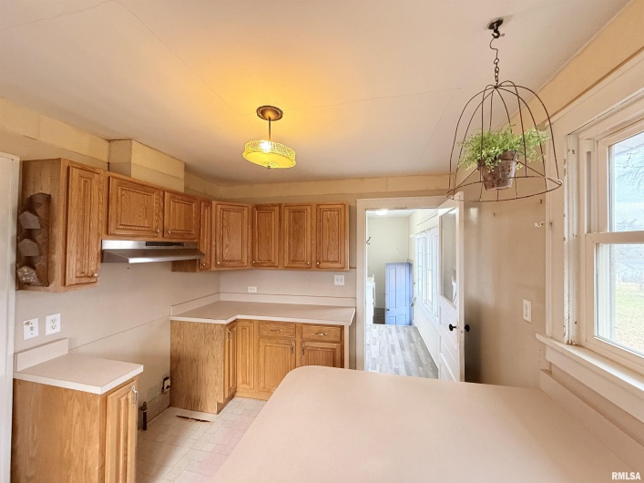 1708 Yew Street, Harrisburg, Illinois 62946, 2 Bedrooms Bedrooms, 0 ,1 BathroomBathrooms,Residential,For Sale,Yew,0,RMAEB460724