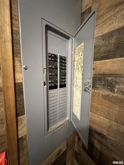 700 23RD Street, Herrin, Illinois 62948, 2 Bedrooms Bedrooms, 0 ,1 BathroomBathrooms,Residential,For Sale,23RD,0,RMAEB460729