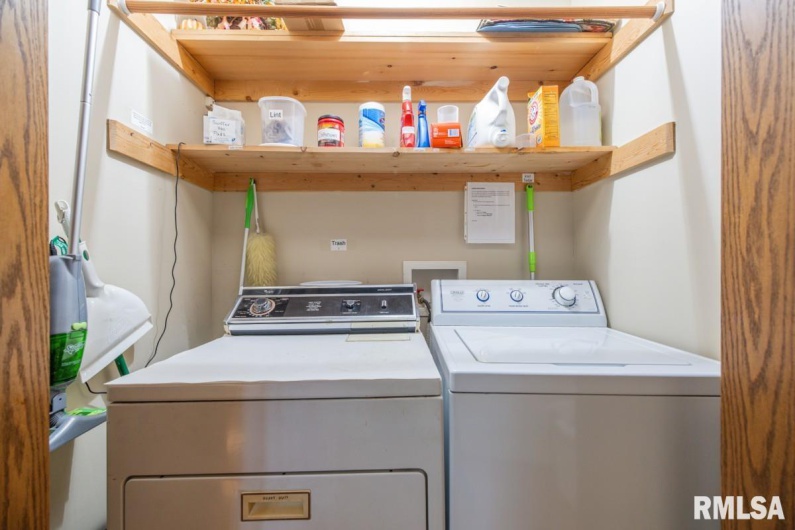 26 PERKINS Lane, Golconda, Illinois 62938, 3 Bedrooms Bedrooms, 0 ,2 BathroomsBathrooms,Residential,For Sale,PERKINS,0,RMACA1040904