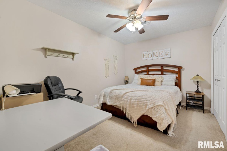 28 PERKINS Lane, Golconda, Illinois 62938, 3 Bedrooms Bedrooms, 0 ,1 BathroomBathrooms,Residential,For Sale,PERKINS,0,RMACA1040906