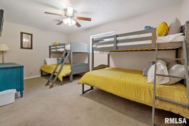 28 PERKINS Lane, Golconda, Illinois 62938, 3 Bedrooms Bedrooms, 0 ,1 BathroomBathrooms,Residential,For Sale,PERKINS,0,RMACA1040906