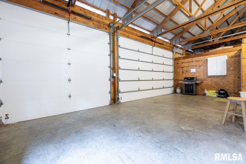 28 PERKINS Lane, Golconda, Illinois 62938, 3 Bedrooms Bedrooms, 0 ,1 BathroomBathrooms,Residential,For Sale,PERKINS,0,RMACA1040906