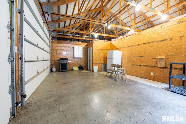 28 PERKINS Lane, Golconda, Illinois 62938, 3 Bedrooms Bedrooms, 0 ,1 BathroomBathrooms,Residential,For Sale,PERKINS,0,RMACA1040906