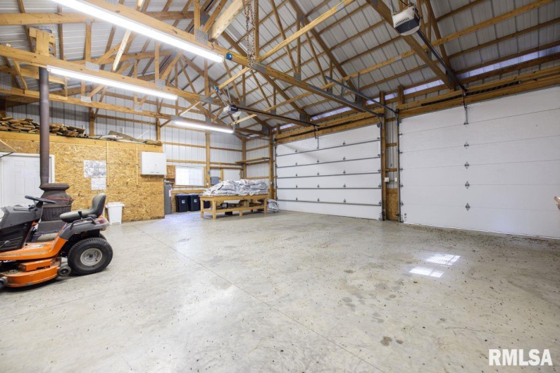 28 PERKINS Lane, Golconda, Illinois 62938, 3 Bedrooms Bedrooms, 0 ,1 BathroomBathrooms,Residential,For Sale,PERKINS,0,RMACA1040906