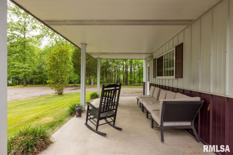 28 PERKINS Lane, Golconda, Illinois 62938, 3 Bedrooms Bedrooms, 0 ,1 BathroomBathrooms,Residential,For Sale,PERKINS,0,RMACA1040906