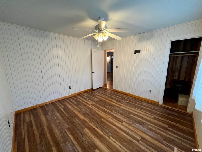 1508 WALNUT Street, Carbondale, Illinois 62902, 3 Bedrooms Bedrooms, 0 ,1 BathroomBathrooms,Residential,For Sale,WALNUT,0,RMAEB460740