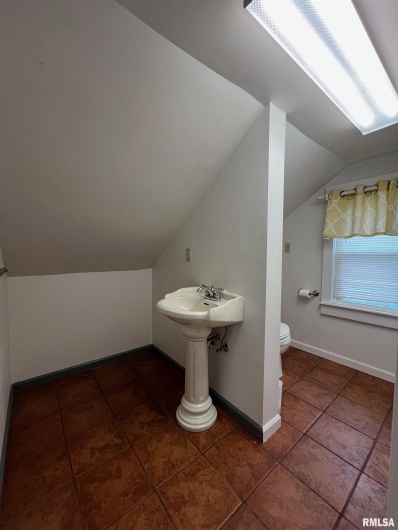 1508 WALNUT Street, Carbondale, Illinois 62902, 3 Bedrooms Bedrooms, 0 ,1 BathroomBathrooms,Residential,For Sale,WALNUT,0,RMAEB460740