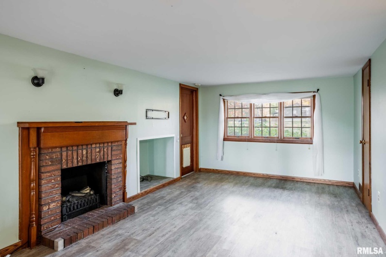 395 Hankins Road, Harrisburg, Illinois 62946, 2 Bedrooms Bedrooms, 0 ,2 BathroomsBathrooms,Residential,For Sale,Hankins,0,RMAQC4269610