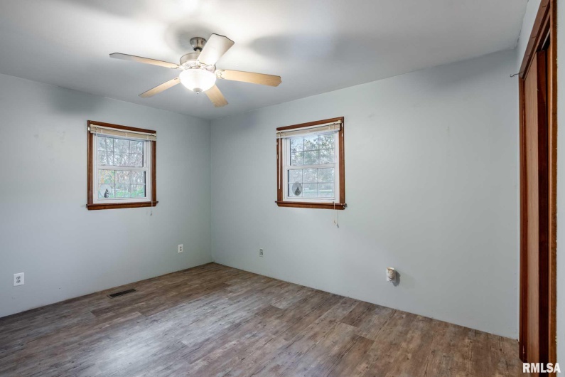 395 Hankins Road, Harrisburg, Illinois 62946, 2 Bedrooms Bedrooms, 0 ,2 BathroomsBathrooms,Residential,For Sale,Hankins,0,RMAQC4269610