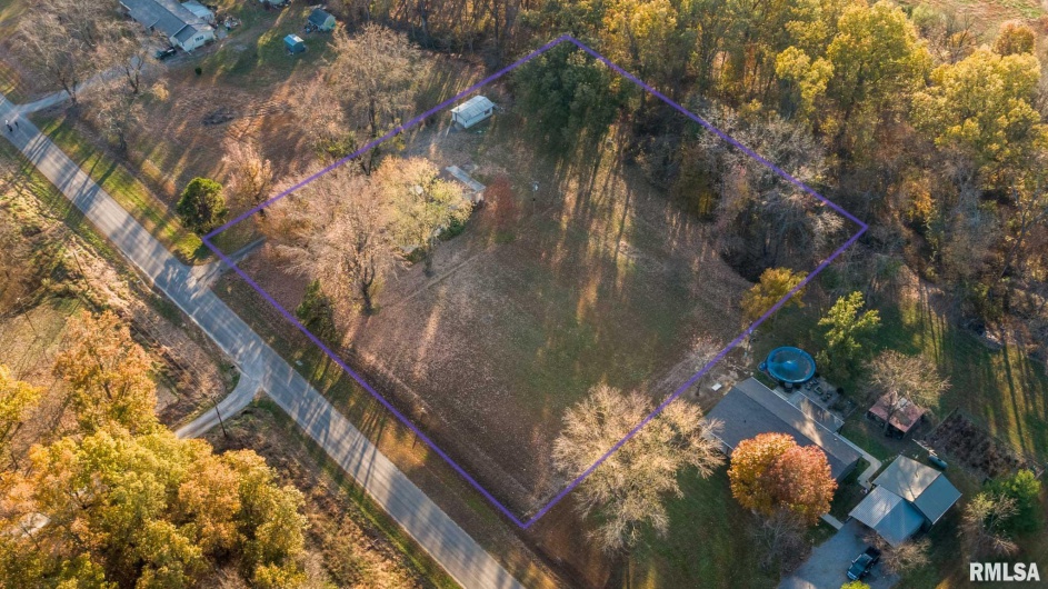 395 Hankins Road, Harrisburg, Illinois 62946, 2 Bedrooms Bedrooms, 0 ,2 BathroomsBathrooms,Residential,For Sale,Hankins,0,RMAQC4269610