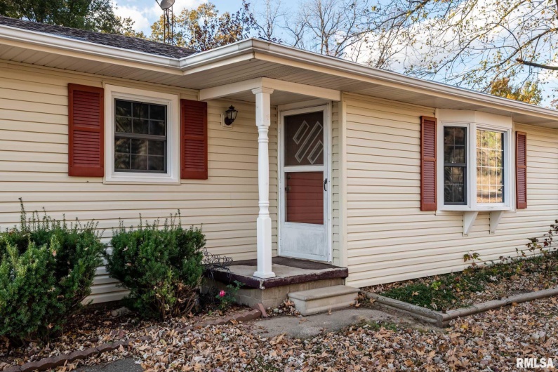 395 Hankins Road, Harrisburg, Illinois 62946, 2 Bedrooms Bedrooms, 0 ,2 BathroomsBathrooms,Residential,For Sale,Hankins,0,RMAQC4269610