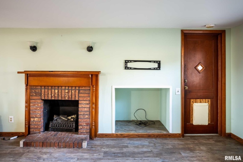 395 Hankins Road, Harrisburg, Illinois 62946, 2 Bedrooms Bedrooms, 0 ,2 BathroomsBathrooms,Residential,For Sale,Hankins,0,RMAQC4269610