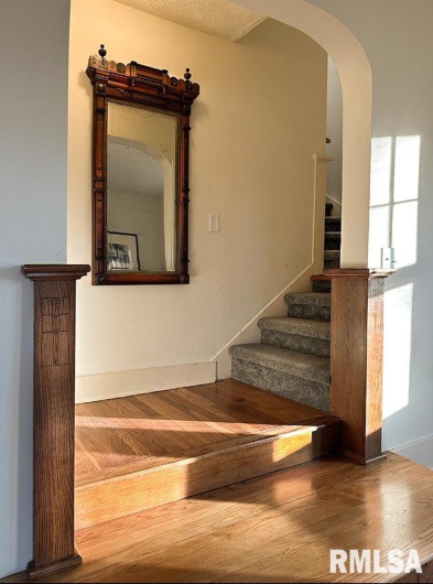 702 CHERRY Street, Carbondale, Illinois 62901, 3 Bedrooms Bedrooms, 0 ,2 BathroomsBathrooms,Residential,For Sale,CHERRY,0,RMAEB460747