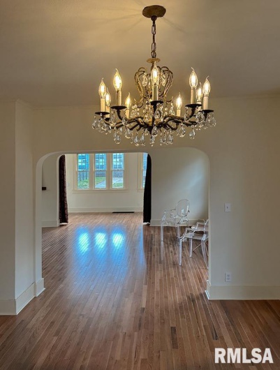 702 CHERRY Street, Carbondale, Illinois 62901, 3 Bedrooms Bedrooms, 0 ,2 BathroomsBathrooms,Residential,For Sale,CHERRY,0,RMAEB460747