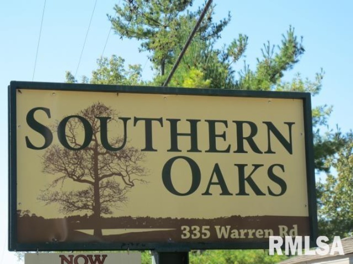 193 OAK VALLEY Drive, Carbondale, Illinois 62901, 2 Bedrooms Bedrooms, 0 ,2 BathroomsBathrooms,Manufactured In Park,For Sale,OAK VALLEY,0,RMAEB460746