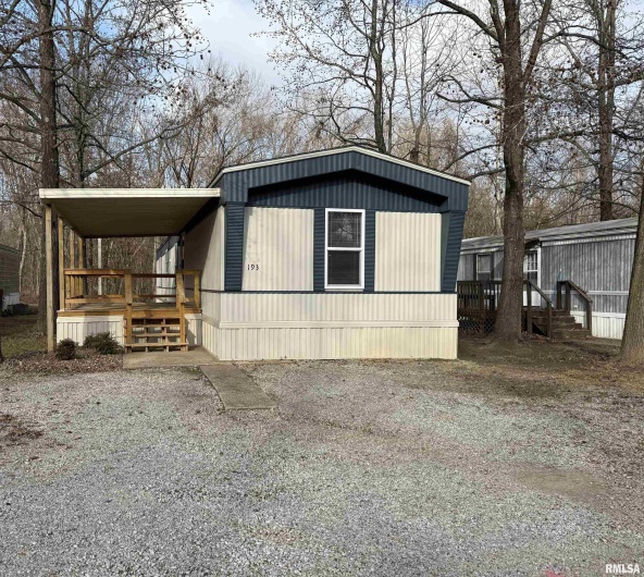 193 OAK VALLEY Drive, Carbondale, Illinois 62901, 2 Bedrooms Bedrooms, 0 ,2 BathroomsBathrooms,Manufactured In Park,For Sale,OAK VALLEY,0,RMAEB460746