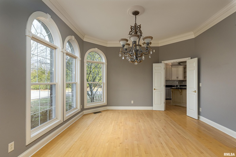 3115 Striegel Road, Carbondale, Illinois 62901, 4 Bedrooms Bedrooms, 0 ,3 BathroomsBathrooms,Residential Lease,For Sale,Striegel,0,RMAEB460748