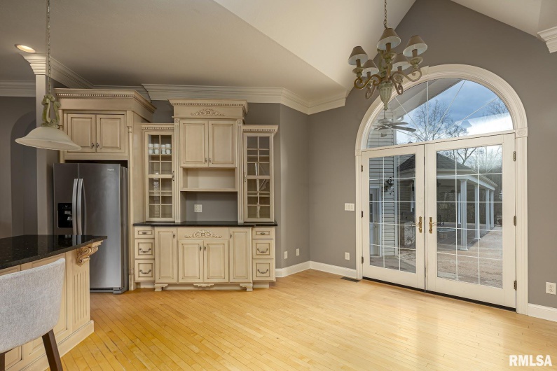 3115 Striegel Road, Carbondale, Illinois 62901, 4 Bedrooms Bedrooms, 0 ,3 BathroomsBathrooms,Residential Lease,For Sale,Striegel,0,RMAEB460748