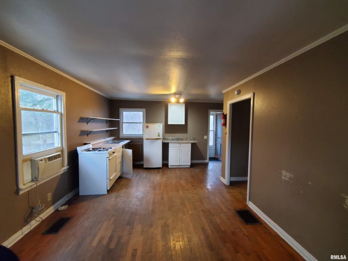 6459 Old Highway 13 Road, Carbondale, Illinois 62901, 0 , 0 ,0,Residential Income,For Sale,Old Highway 13,0,RMAEB460751