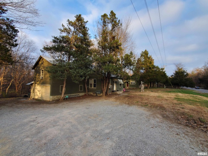 6459 Old Highway 13 Road, Carbondale, Illinois 62901, 0 , 0 ,0,Residential Income,For Sale,Old Highway 13,0,RMAEB460751