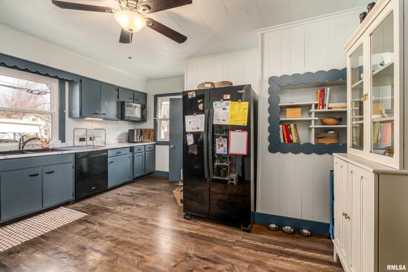 501 BUCHANAN Street, Marion, Illinois 62959, 3 Bedrooms Bedrooms, 0 ,1 BathroomBathrooms,Residential,For Sale,BUCHANAN,0,RMAEB460756