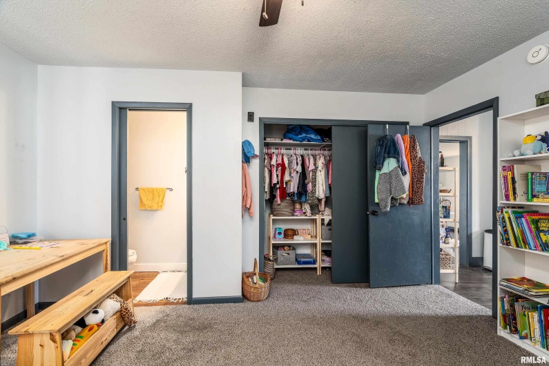 501 BUCHANAN Street, Marion, Illinois 62959, 3 Bedrooms Bedrooms, 0 ,1 BathroomBathrooms,Residential,For Sale,BUCHANAN,0,RMAEB460756