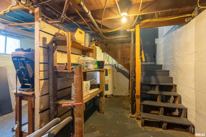 501 BUCHANAN Street, Marion, Illinois 62959, 3 Bedrooms Bedrooms, 0 ,1 BathroomBathrooms,Residential,For Sale,BUCHANAN,0,RMAEB460756