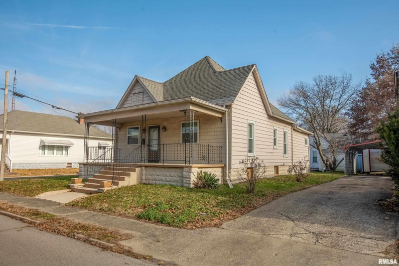 501 BUCHANAN Street, Marion, Illinois 62959, 3 Bedrooms Bedrooms, 0 ,1 BathroomBathrooms,Residential,For Sale,BUCHANAN,0,RMAEB460756