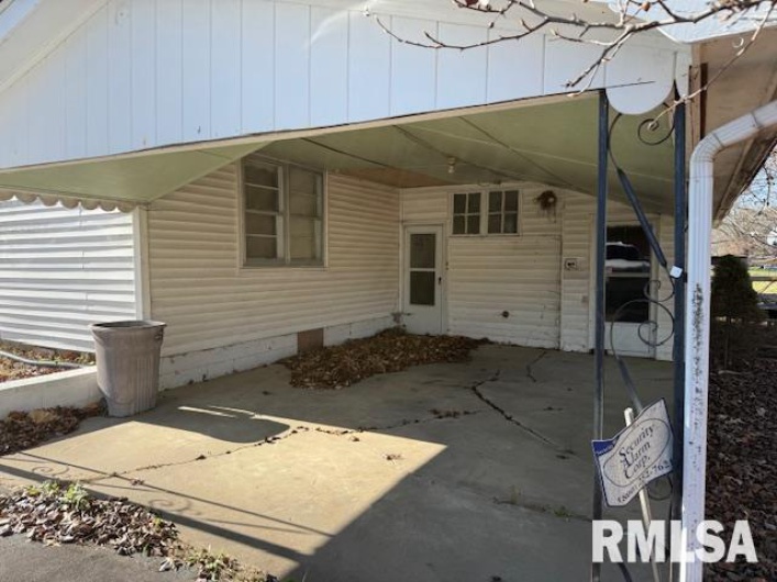 1112 McHaney Road, Harrisburg, Illinois 62946, 3 Bedrooms Bedrooms, 0 ,1 BathroomBathrooms,Residential,For Sale,McHaney,0,RMAEB460768