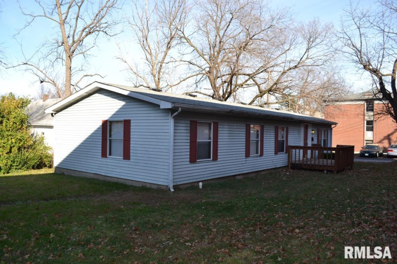 505 ASH Street, Carbondale, Illinois 62901, 0 , 0 ,0,Residential Income,For Sale,ASH,0,RMAEB460763