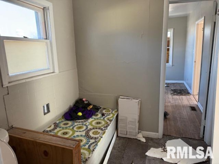 403 MAIN Street, Harrisburg, Illinois 62946, 0 , 0 ,0,Commercial Sale,For Sale,MAIN,0,RMAEB460769