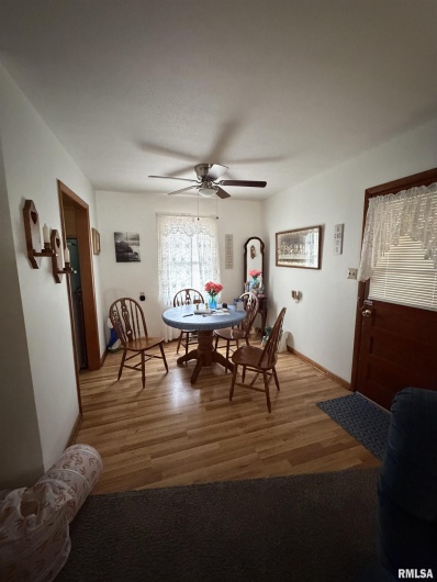 107 CARTER Drive, Metropolis, Illinois 62960, 3 Bedrooms Bedrooms, 0 ,1 BathroomBathrooms,Residential,For Sale,CARTER,0,RMAEB460775