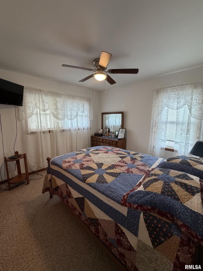 107 CARTER Drive, Metropolis, Illinois 62960, 3 Bedrooms Bedrooms, 0 ,1 BathroomBathrooms,Residential,For Sale,CARTER,0,RMAEB460775