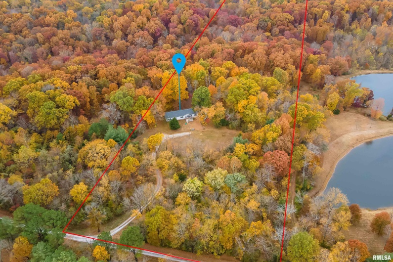 375 Lakota Way, Carbondale, Illinois 62902, 4 Bedrooms Bedrooms, 0 ,2 BathroomsBathrooms,Residential,For Sale,Lakota,0,RMAQC4270065