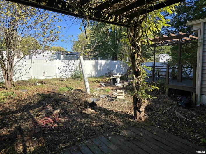 10617 Torrance Road, Carbondale, Illinois 62901, 2 Bedrooms Bedrooms, 0 ,1 BathroomBathrooms,Residential,For Sale,Torrance,0,RMAEB460778