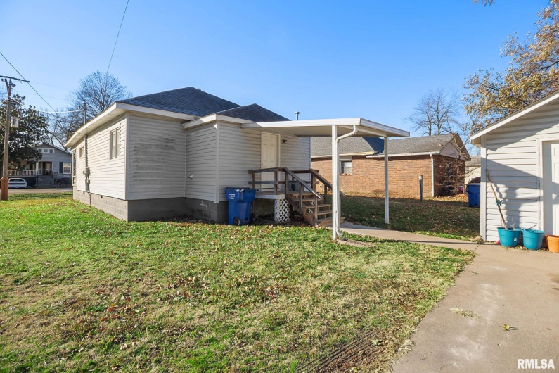 716 POPLAR Street, Harrisburg, Illinois 62946, 2 Bedrooms Bedrooms, 0 ,1 BathroomBathrooms,Residential,For Sale,POPLAR,0,RMAQC4269745