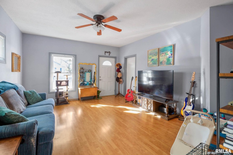 716 POPLAR Street, Harrisburg, Illinois 62946, 2 Bedrooms Bedrooms, 0 ,1 BathroomBathrooms,Residential,For Sale,POPLAR,0,RMAQC4269745