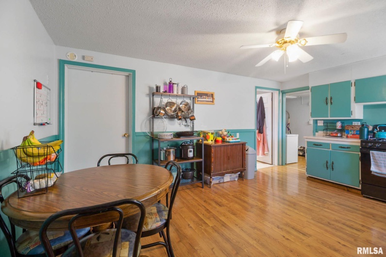 716 POPLAR Street, Harrisburg, Illinois 62946, 2 Bedrooms Bedrooms, 0 ,1 BathroomBathrooms,Residential,For Sale,POPLAR,0,RMAQC4269745