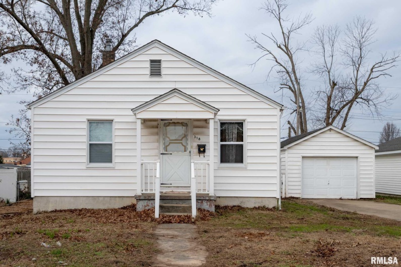 318 3RD Street, Marion, Illinois 62959, 2 Bedrooms Bedrooms, 0 ,1 BathroomBathrooms,Residential,For Sale,3RD,0,RMAQC4270072
