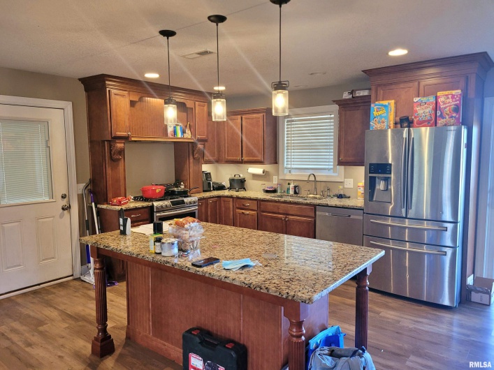 42 COUNTY LINE Road, Grand Chain, Illinois 62941, 3 Bedrooms Bedrooms, 0 ,2 BathroomsBathrooms,Residential,For Sale,COUNTY LINE,0,RMAEB460782