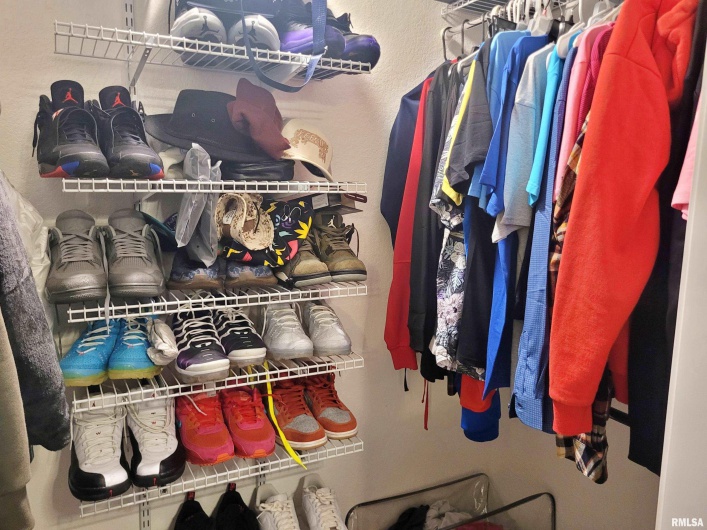 42 COUNTY LINE Road, Grand Chain, Illinois 62941, 3 Bedrooms Bedrooms, 0 ,2 BathroomsBathrooms,Residential,For Sale,COUNTY LINE,0,RMAEB460782