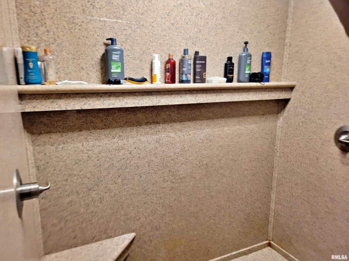 42 COUNTY LINE Road, Grand Chain, Illinois 62941, 3 Bedrooms Bedrooms, 0 ,2 BathroomsBathrooms,Residential,For Sale,COUNTY LINE,0,RMAEB460782