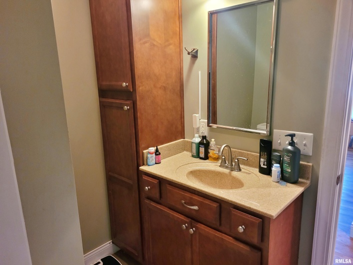 42 COUNTY LINE Road, Grand Chain, Illinois 62941, 3 Bedrooms Bedrooms, 0 ,2 BathroomsBathrooms,Residential,For Sale,COUNTY LINE,0,RMAEB460782