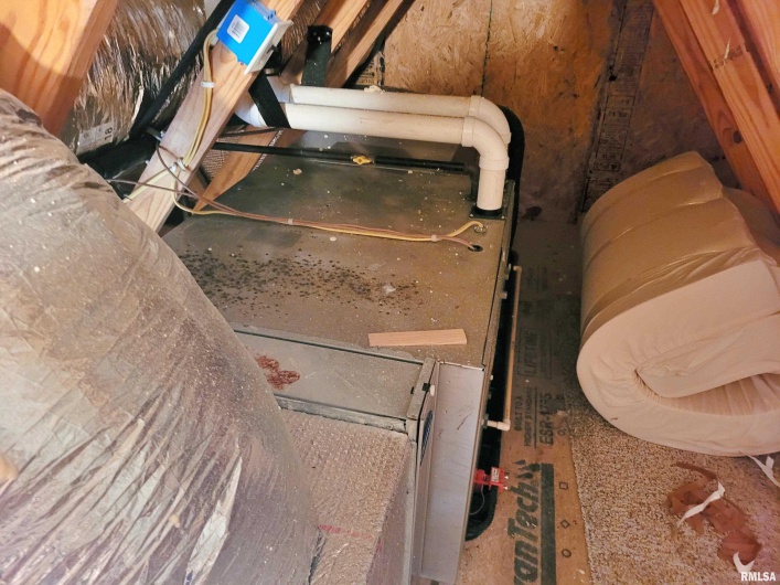 42 COUNTY LINE Road, Grand Chain, Illinois 62941, 3 Bedrooms Bedrooms, 0 ,2 BathroomsBathrooms,Residential,For Sale,COUNTY LINE,0,RMAEB460782