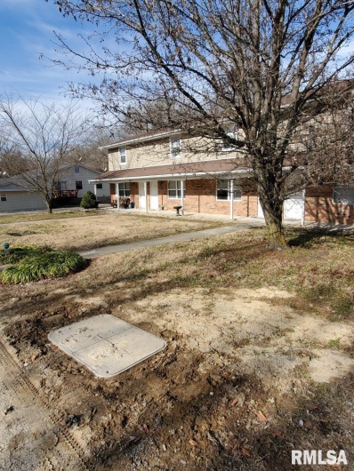 34 VILLAGE Drive, Carbondale, Illinois 62902, 0 , 0 ,0,Residential Income,For Sale,VILLAGE,0,RMAEB460793